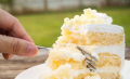 白色 黄色和香草蛋糕之间的真正区别是什么